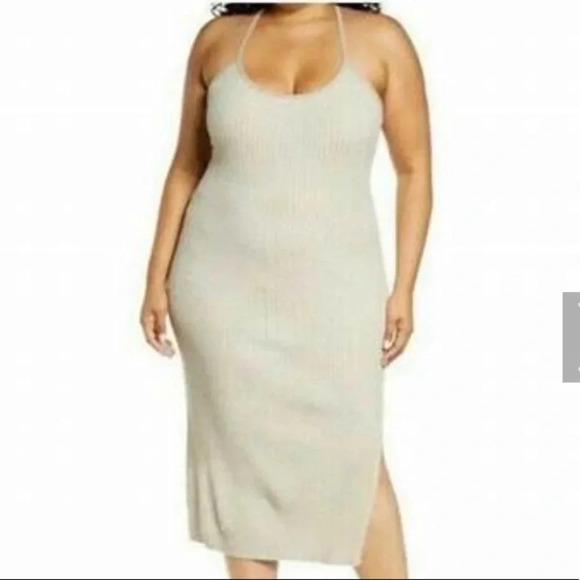 Wayf Dresses & Skirts - WAYF ‘98 ribbed dress in Sahara Sand size 3X